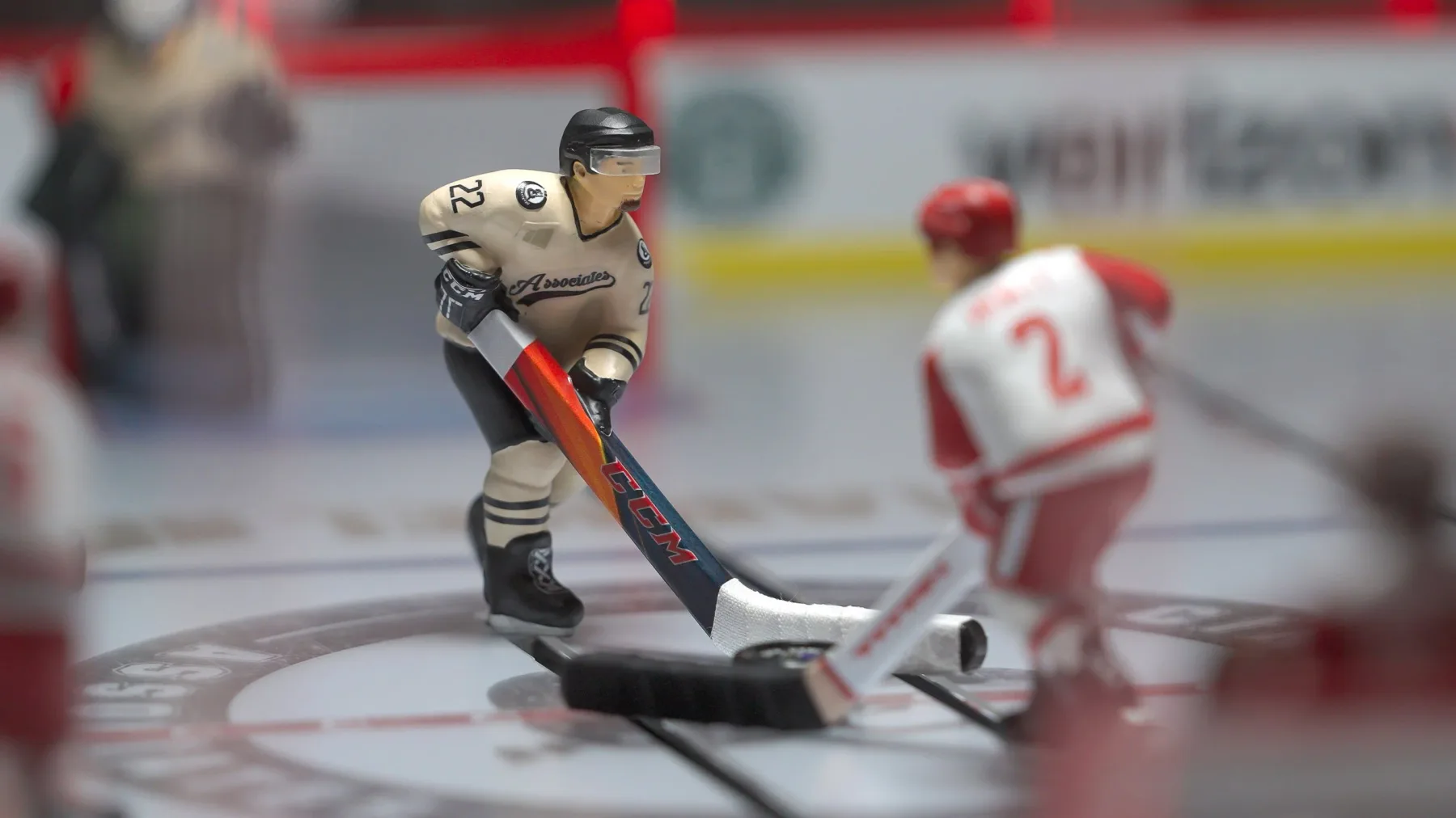 TOFHGYN custom table hockey build